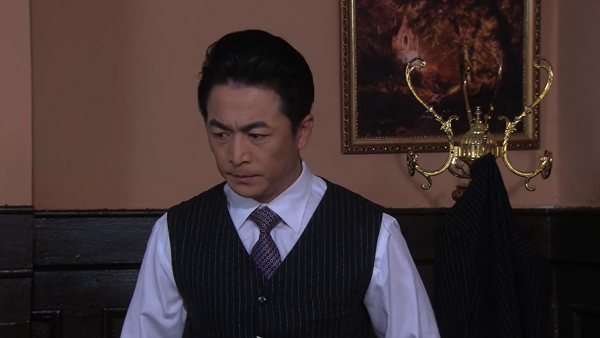 妙齡少女當選屏風美人,被要求遠離男人,守身如玉20年,國產片 妙齡少女當選屏風美人,被要求遠離男人,守身如玉20年,國產片