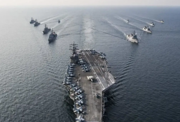 美軍艦闖入西沙領海，已被我國解放軍警告驅逐，周邊航母更需注意