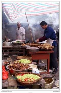 母親是瘋子,還有四個弟弟妹妹,父親年邁,她終沒能逃出命運束縛 母親是瘋子,還有四個弟弟妹妹,父親年邁,她終沒能逃出命運束縛