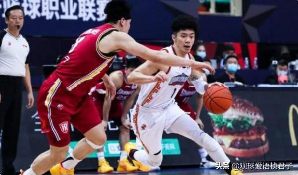 杜鋒外甥一戰成名，又一隊給外援加錢衝戰績，同曦最能打後衛傷了