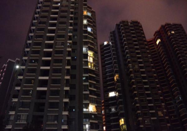 李嘉誠的預測應驗了？國內41.5%的城鎮家庭，未來將面臨什麼？