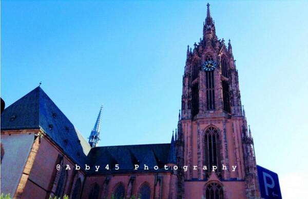 法蘭克福是怎樣的城市？美茵河畔耶路撒冷，還是萊茵河畔曼哈頓