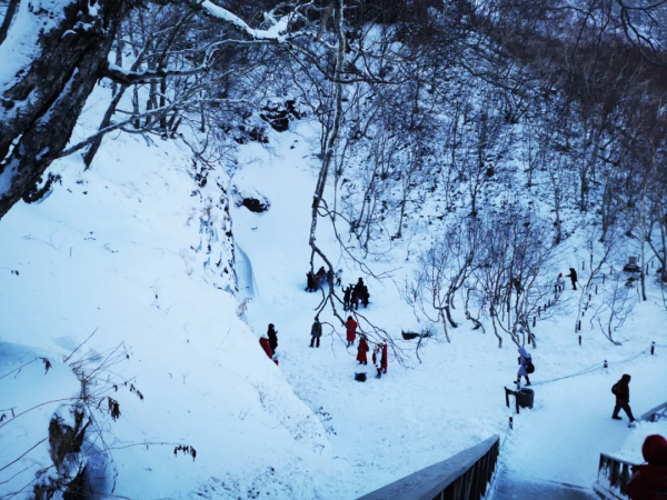 冬天千萬別去長白山，除了溫泉是唯一的慰藉