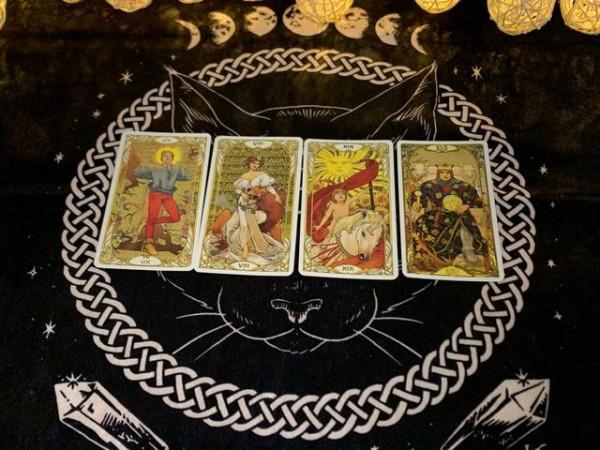 那些人類為了克服恐懼而發明的占卜之術 那些人類為了克服恐懼而發明的占卜之術