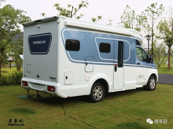 時尚美學兼顧!小身材大味道!2021款宇通C520小頂房車 時尚美學兼顧!小身材大味道!2021款宇通C520小頂房車