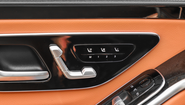 橫刀立馬不相讓！21款賓士S400內外升級包圍、音響加通風三板斧