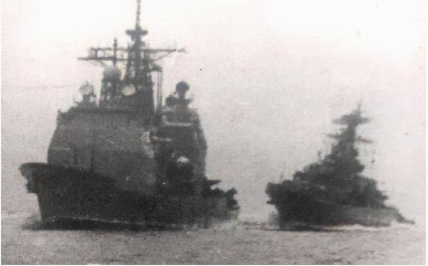 美艦頻繁闖入南海，為什麼不能直接撞沉？耀武揚威背後有更大陰謀