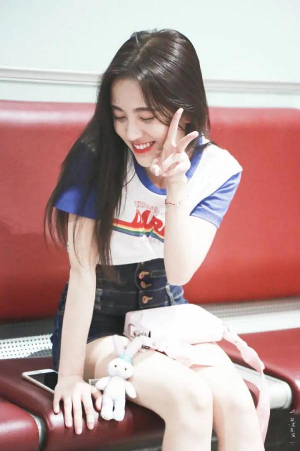 小個子怎麼穿搭?鞠婧禕教你穿出不一樣的freestyle 小個子怎麼穿搭?鞠婧禕教你穿出不一樣的freestyle