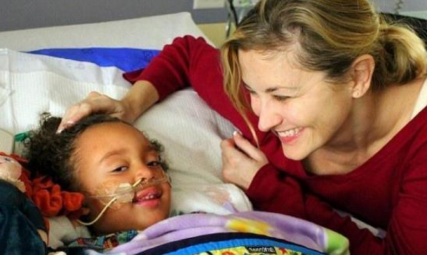 1984年，美國博士將“狒狒”的心臟，移植到女嬰身上，後來怎樣了