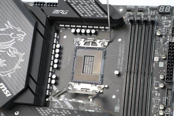 效能飛躍 制霸遊戲 Intel酷睿12代桌面處理器首發評測