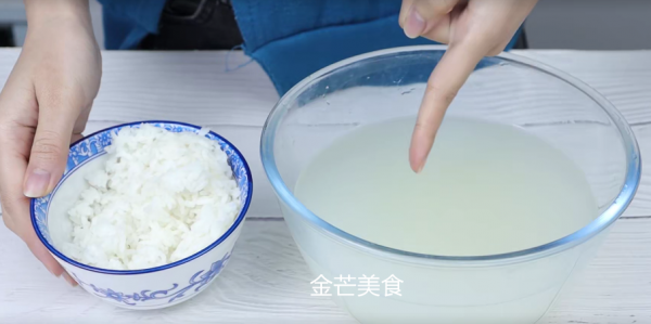 以後洗米水別倒掉了，學會洗米水的這5個妙用，能為你省下不少錢