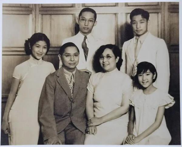 孫中山6個孫輩，孫子反目孫女成仇，不被承認的孫女生活最精彩