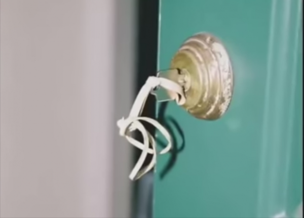 2004年,美國夫婦遭人用斧頭砍殺,兇手是小兒子,為得保險110萬 2004年,美國夫婦遭人用斧頭砍殺,兇手是小兒子,為得保險110萬