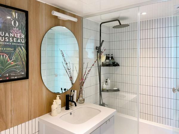 買套房子啥也不用操心，原業主裝修好轉手賣了，簡潔明亮拎包入住