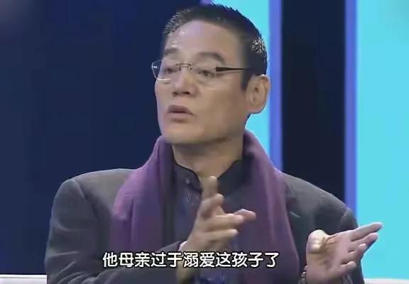 演員巍子：離異後淨身出戶，與兒子冷戰15年，在外從不提父子關係