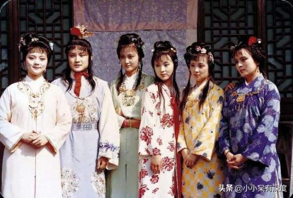 胡澤紅近況，她身材略有些發福，但依舊可以看出當年惜春的影子