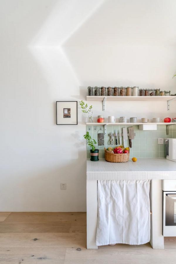 低預算裝修範本來了！90年代老破小，全屋承重牆，只花8w就能大變身