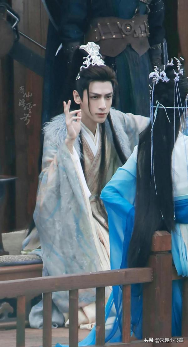 電視劇《長月燼明》,第一張羅雲熙和白鹿好有氛圍感 電視劇《長月燼明》,第一張羅雲熙和白鹿好有氛圍感