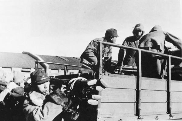 79年粟裕訪日,曾是日軍炮兵上尉求見粟裕,就為喊一聲首長好為何 79年粟裕訪日,曾是日軍炮兵上尉求見粟裕,就為喊一聲首長好為何