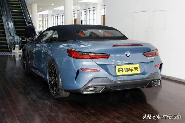 新車 | 國內參考價96萬元起，新款寶馬8系諜照曝光，選它還是AMG GT
