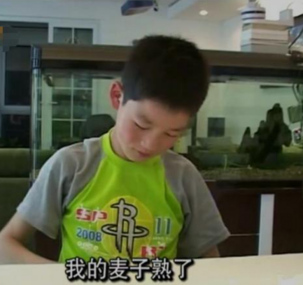 變形計主角今昔對比：真香男孩當上老闆，高佔喜考上211成國防生