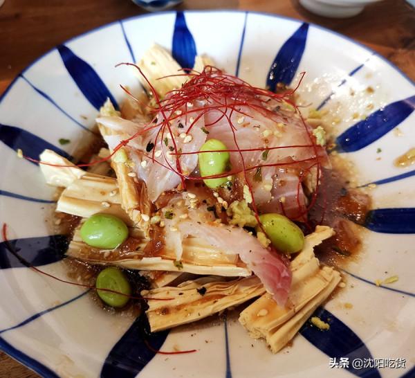 咖哩裡面加麻醬，這創意好啊，我把咖哩湯都喝了