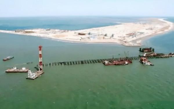 中國南海佈局有多精妙?四艘永不沉沒的“航母”,共御來犯之敵 中國南海佈局有多精妙?四艘永不沉沒的“航母”,共御來犯之敵