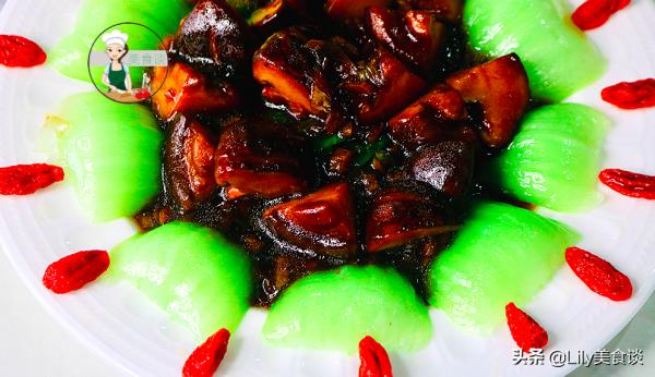 中秋家宴，這素菜記得吃，不放肉也香，5分鐘上桌，寓意花好月圓