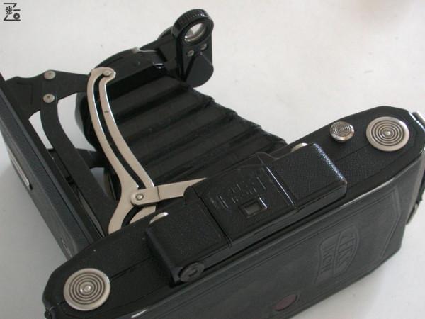 使用616膠捲的蔡司Zeiss Ikonta 530/15摺疊皮腔相機！德國製造