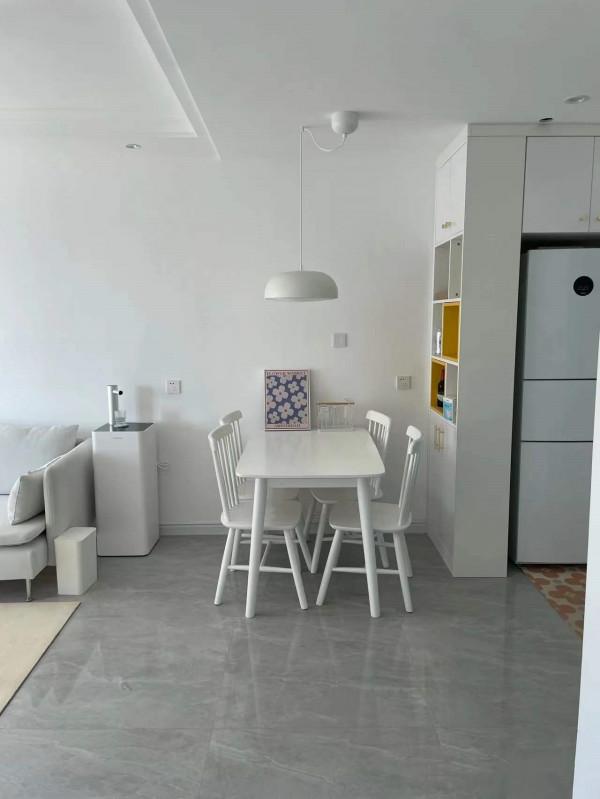 裝修沒必要攀比，看看她家，硬裝只花了5萬，照樣簡潔大方又好看