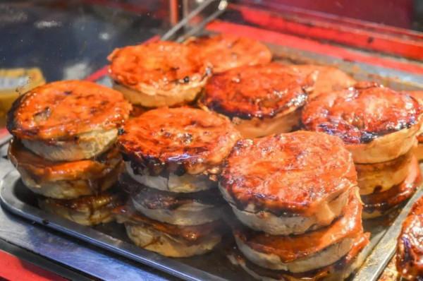 國內最坑遊客的十條美食街，你踩坑了嗎？