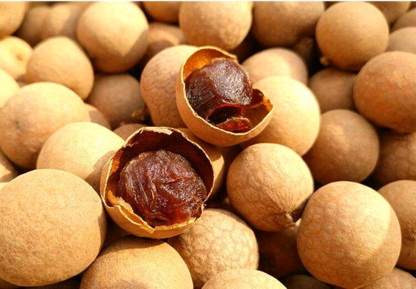 這幾種水果曬乾當零食吃，既好吃又營養，嚼勁十足有韌性，又實惠