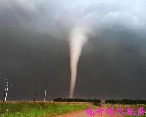 世界最大的地震引起的海嘯