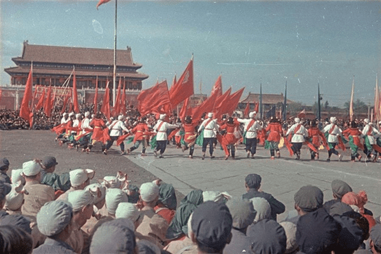 1950年,一個叫廖永和的奴隸找到解放軍,表明身份後驚動軍區領導 1950年,一個叫廖永和的奴隸找到解放軍,表明身份後驚動軍區領導