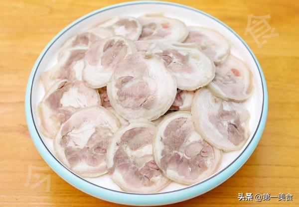 大年三十，飯桌上必備的4道特色菜，簡單好做，端上桌倍有面