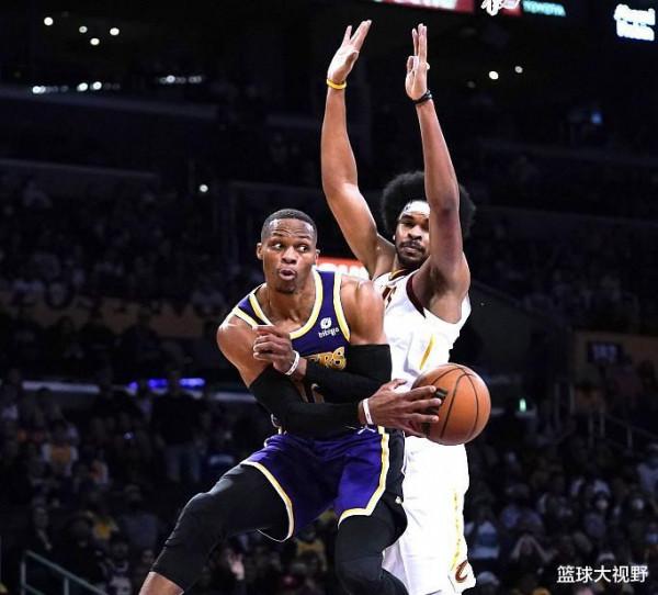 大逆轉!詹姆斯26+8,騎士新王16中10,威少創新高,安東尼大驚喜 大逆轉!詹姆斯26+8,騎士新王16中10,威少創新高,安東尼大驚喜