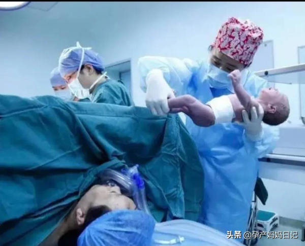 醫生很無語的說∶我就是在給你打麻藥啊！打麻藥都能疼成這樣嗎？