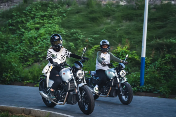 250復古竟然還是一款“效能車”？賽科龍RE3-250試駕體驗