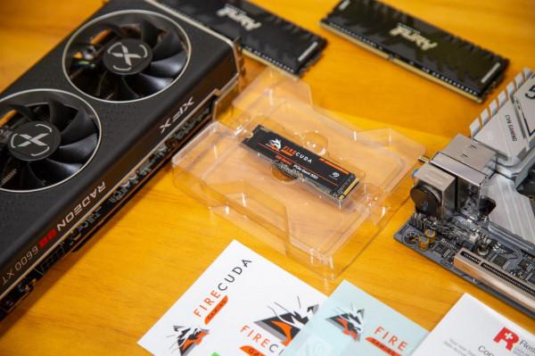 11代最後的倔強：七彩虹B560I+XFX RX 6600XT 裝機分享