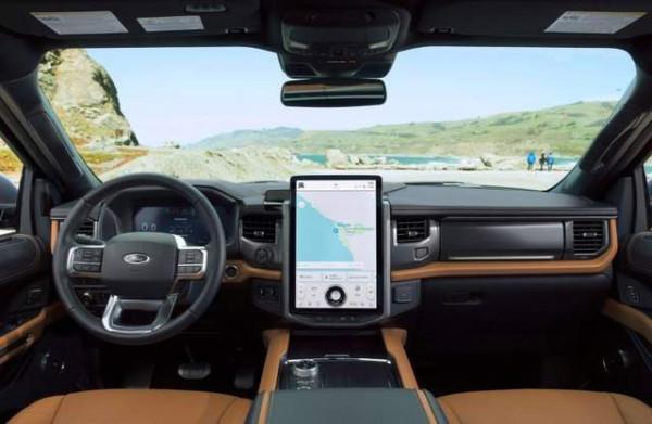 新款福特Expedition海外正式釋出！又一硬漢強勢來襲