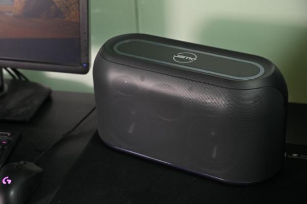 經典與潮流碰撞的好聲音，尊寶Jamo RS3無線藍芽音箱分享