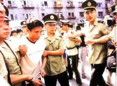 趙本山關係有多硬？20年前劉德華被軟禁出面解決，他經歷了什麼？