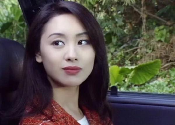 港姐評委的審美令人疑惑，蔡少芬僅獲第三名，周海媚連決賽都沒進