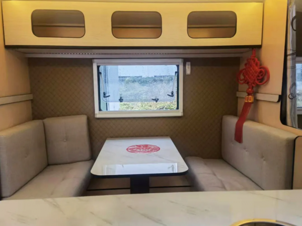 匯斯誠530T拖掛房車 材質升級 多功能吊櫃可儲物可變床 智慧生活