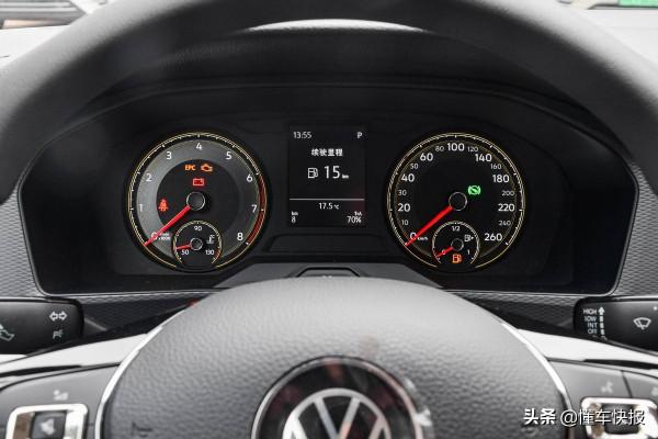 10萬元實用家轎,福特福睿斯對比大眾朗逸 10萬元實用家轎,福特福睿斯對比大眾朗逸