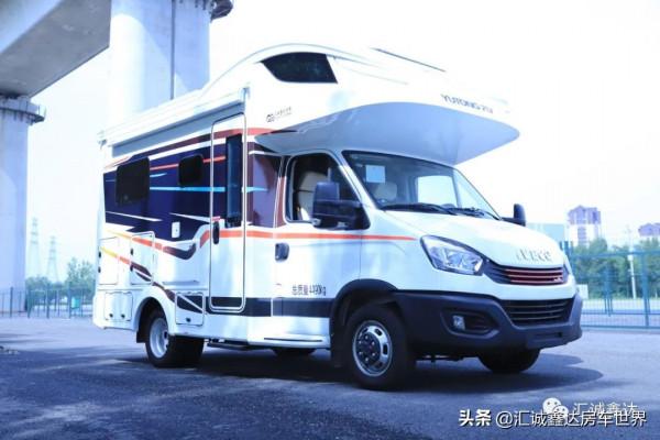 新款家用級大客廳房車來了!6座3床佈局溫馨,出去玩還能睡多人!​ 新款家用級大客廳房車來了!6座3床佈局溫馨,出去玩還能睡多人!​