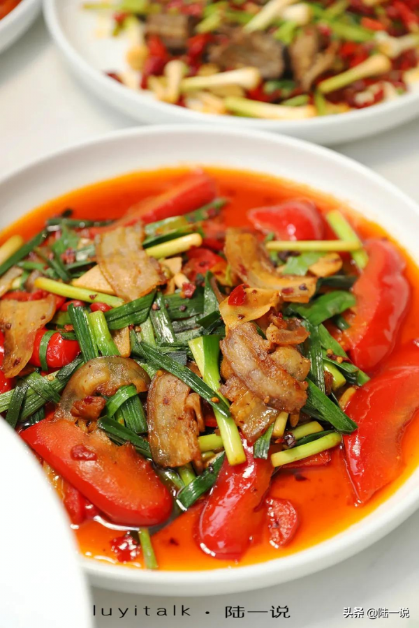 趴魚鰍、跳水魚、香鍋兔、小煎雞,夠辣夠味的江湖菜,吃爽了 趴魚鰍、跳水魚、香鍋兔、小煎雞,夠辣夠味的江湖菜,吃爽了