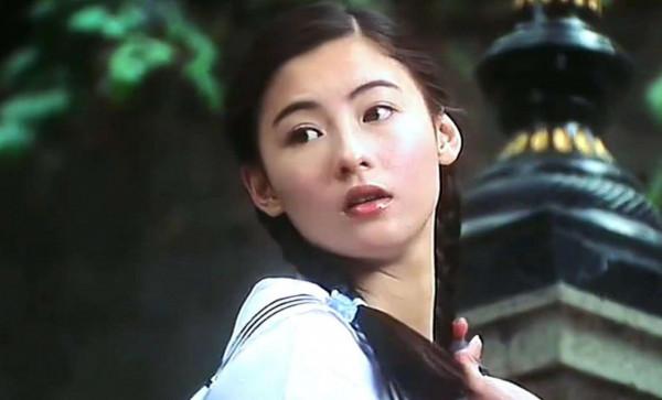 娛樂圈40年審美變遷，為什麼再也沒有李嘉欣這樣的大美人了？