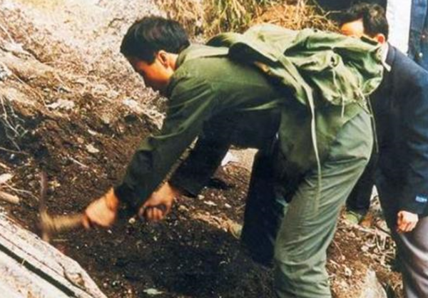 農民採藥發現一架戰機，美國總統親自寫信感謝，到底發生了什麼