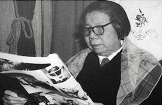 鄧穎超去世後，秘書趙煒對後事提出4個問題，中央：群眾不會同意